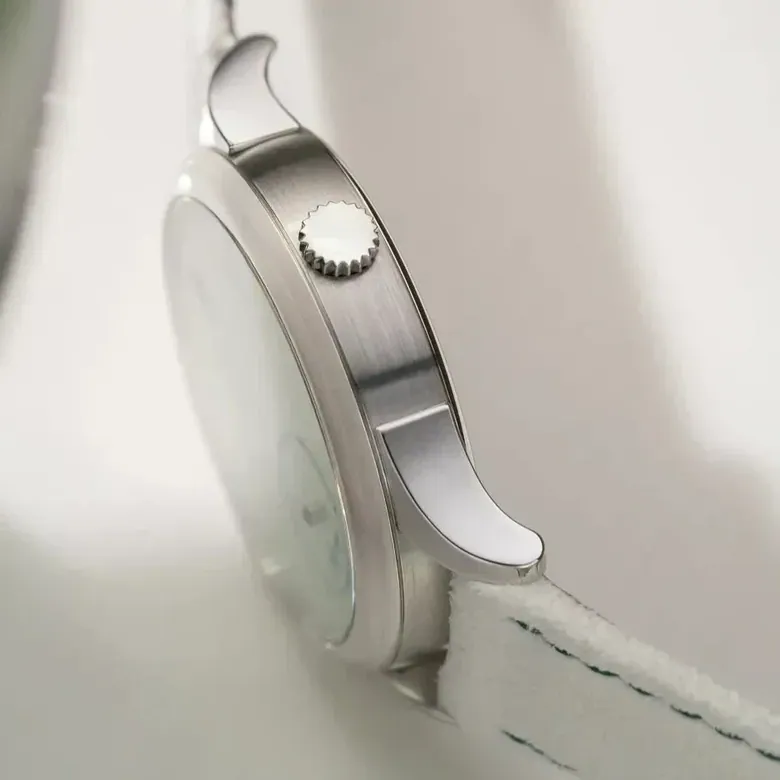 Andersen Genève Jumping Hours Burma Jade Asprey