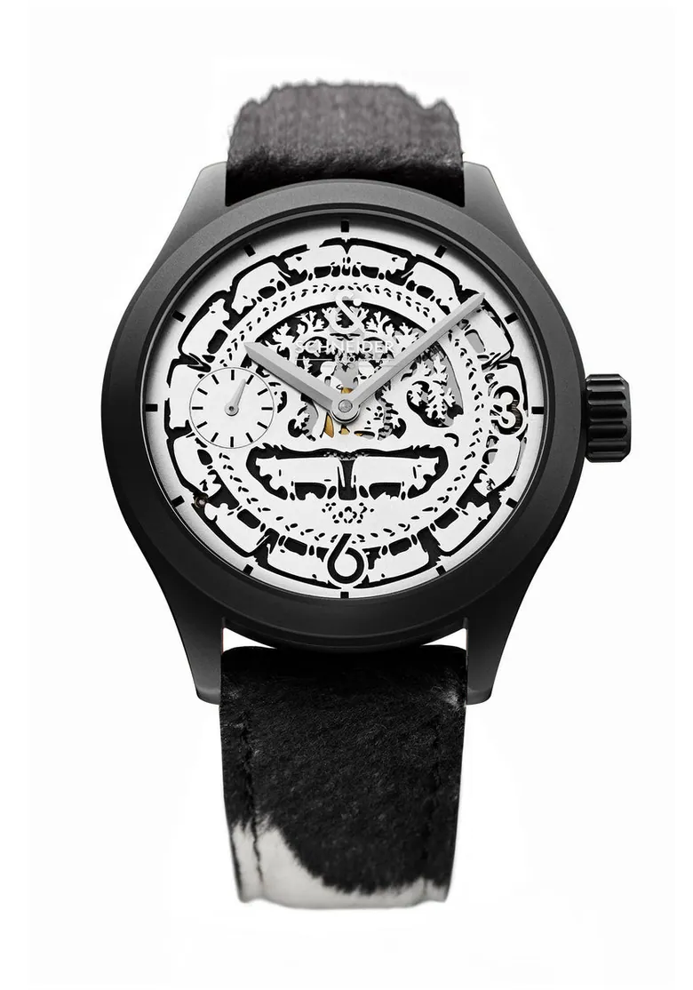 HELVETIA Black