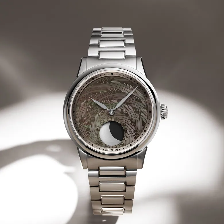 M1 Moonphase - CNC Guilloche (Tahitian Black MoP)