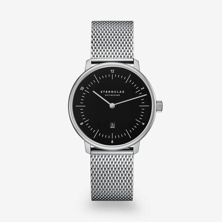 Naos XS piano black