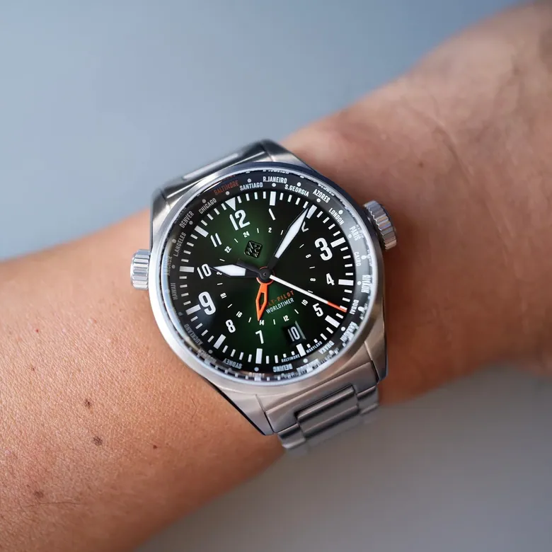 Balt-Pilot Worldtimer Dark Emerald