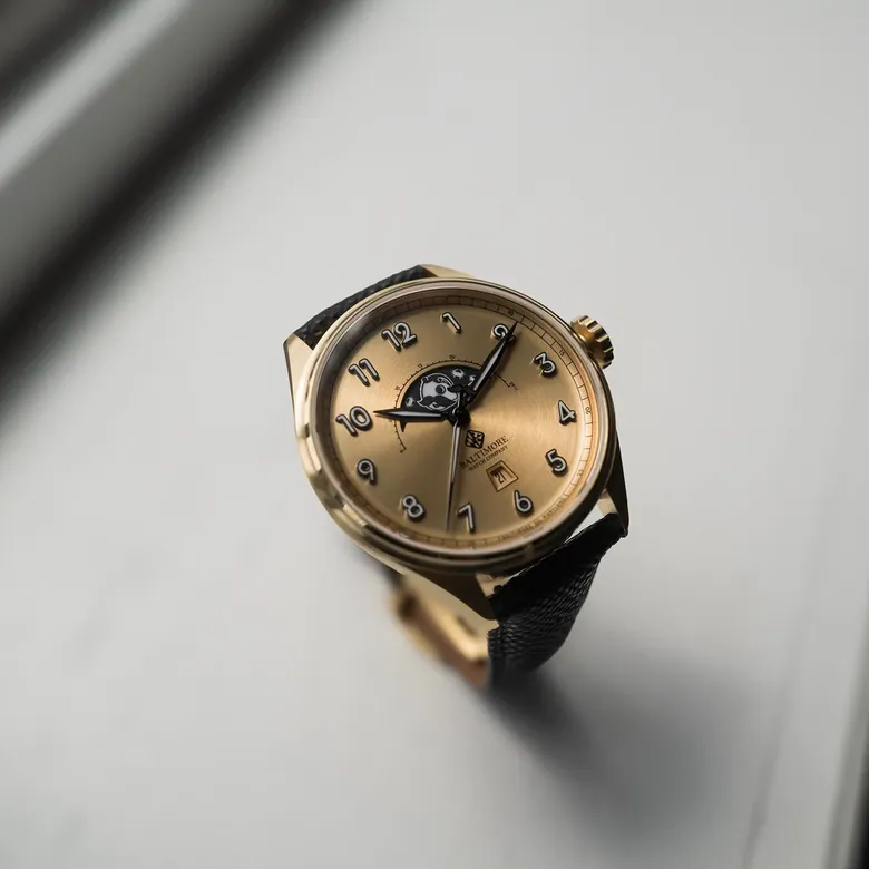 Natty Boh Moon - Vintage Gold