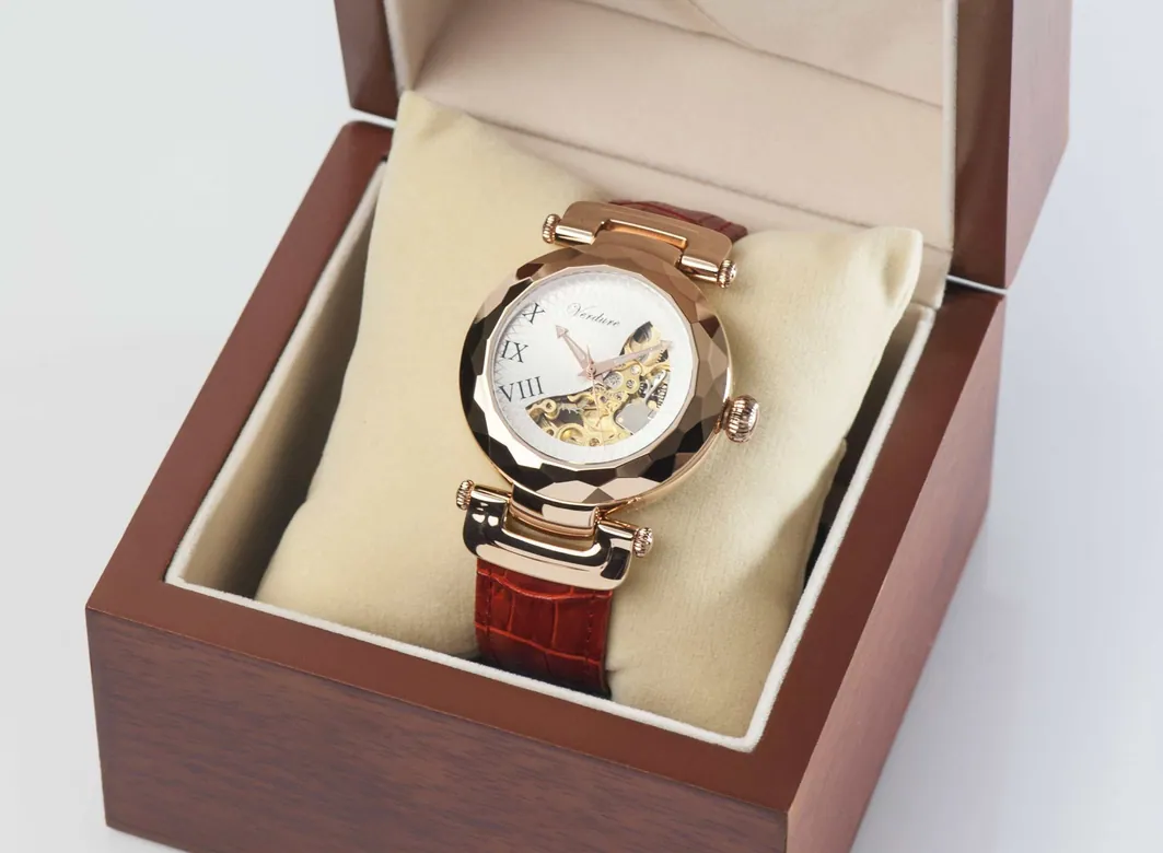 Red Opulence Watch | Red Leather Strap Gold Watch for Men – Verdure