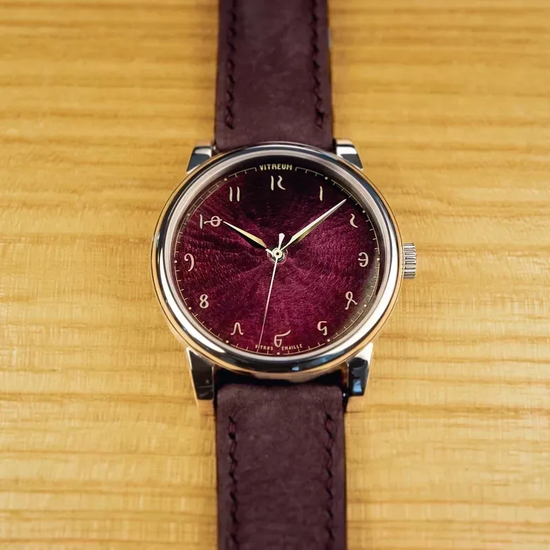FH01 Aubergine
