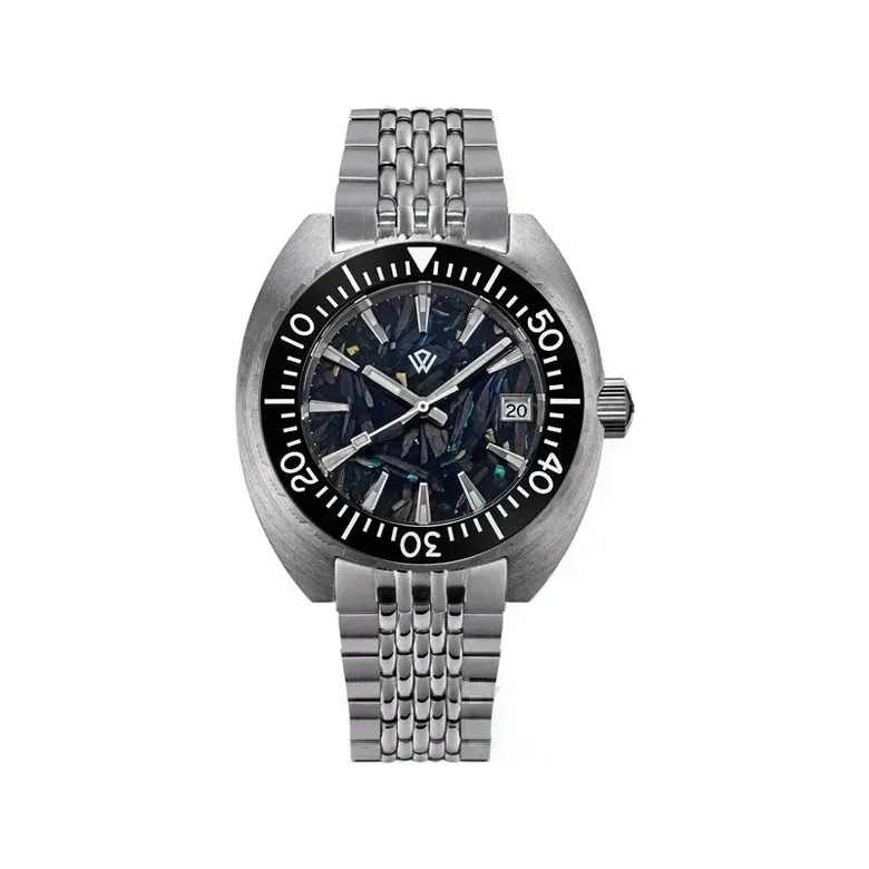 The Ocho - 42 mm diver watch automatic movment blue carbon