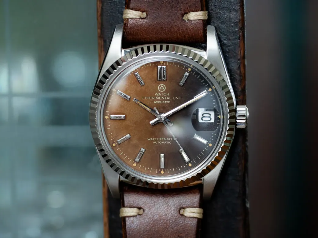 Cabochon – Tropical / Leather Strap Version