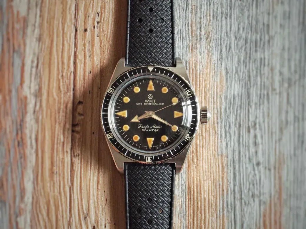 Blackfin – ( Aged Edition ) Black Rubber Strap