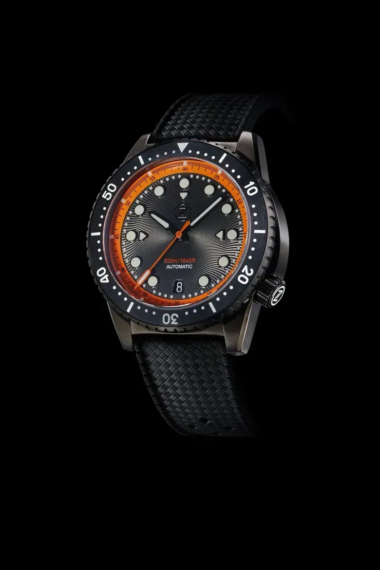 Mako V2 500m Diver Steel PVD Orange