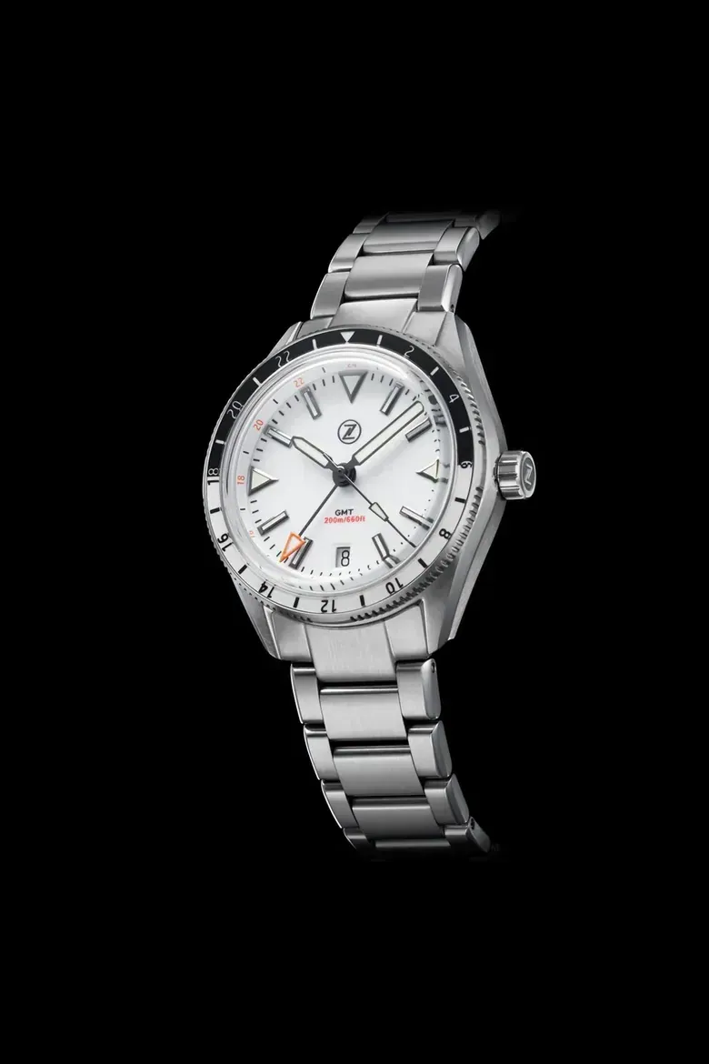 Horizons V2 GMT 200m SS Frost