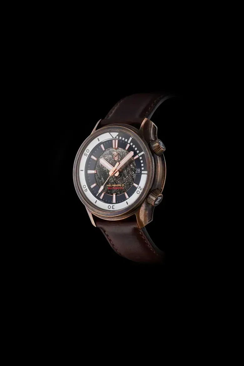Helmsman 2 300m : Bronze Meteorite